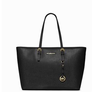 MICHAEL MICHAEL KORS
Jet Set Medium Saffiano Leather Top-Zip Tote Bag